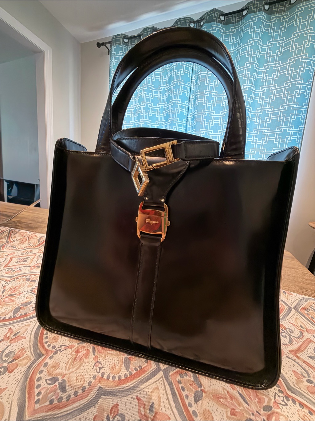 Ferragamo Black Leather Structured Top Handle Shoulder Bag With Gold Hardware